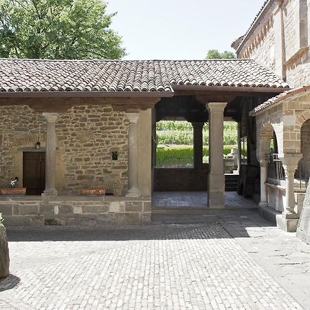 Historical House Medieval Abbey - Al Chiostro Sotto il Monte الغرفة الصورة