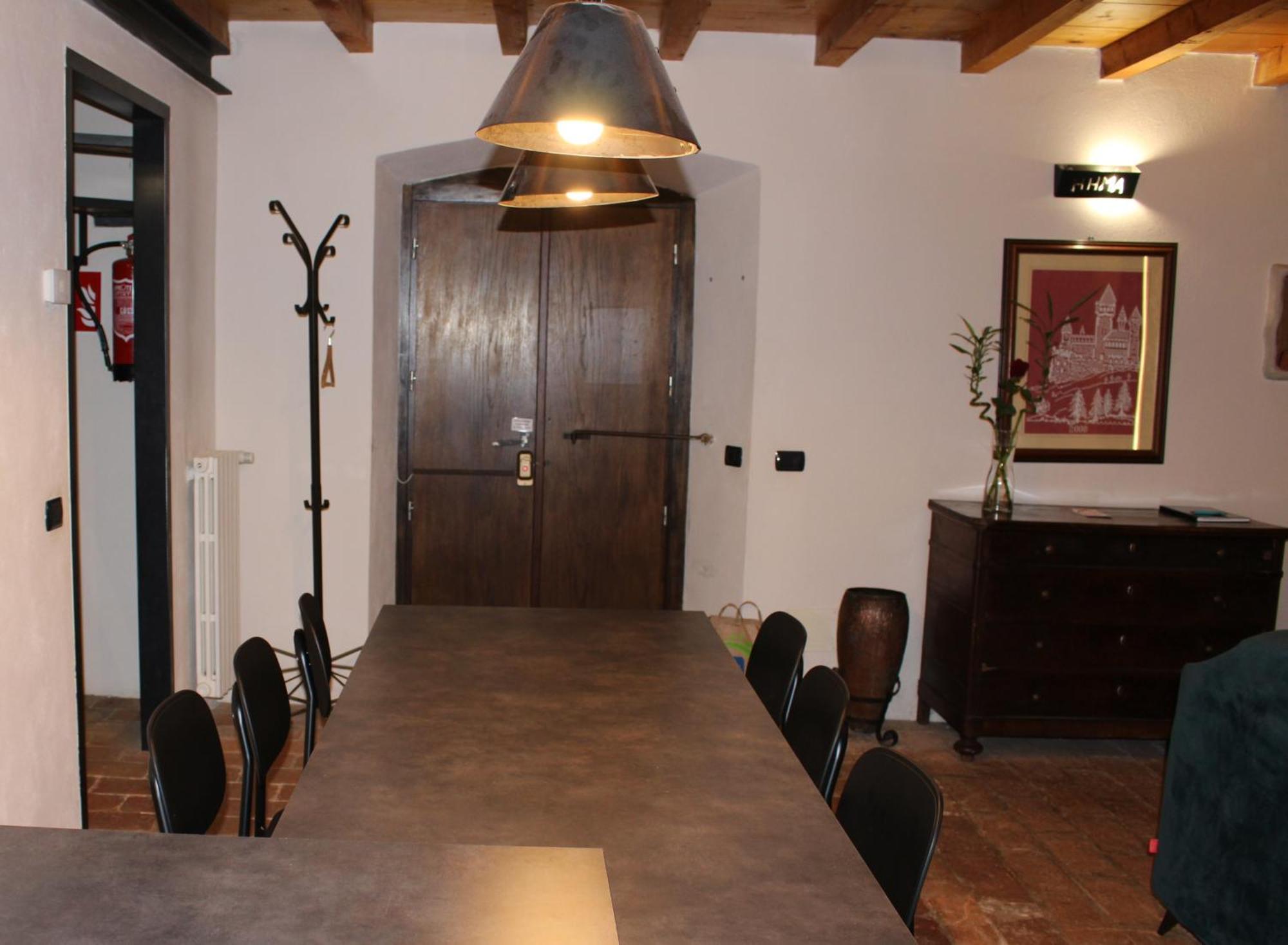 Historical House Medieval Abbey - Al Chiostro Sotto il Monte المظهر الخارجي الصورة